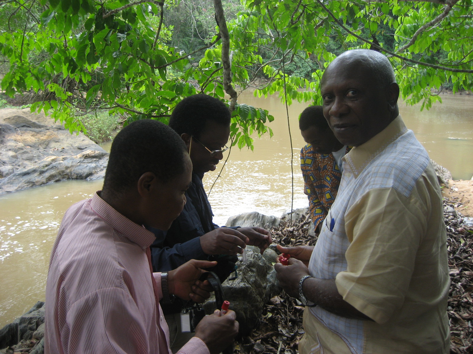 Albert Eyamba assisting fly catching