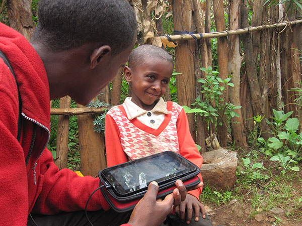 using-tablet-to-collect-data-trachoma