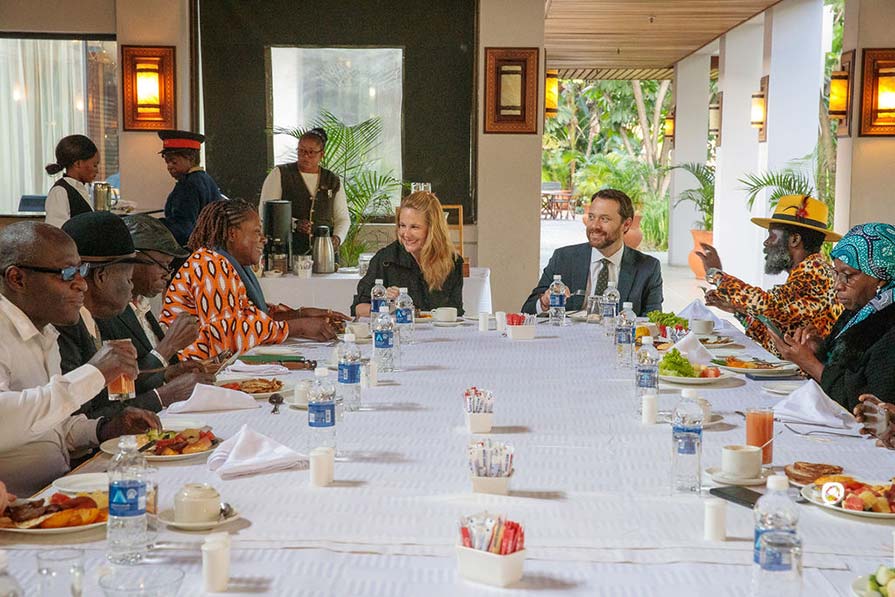 Jason Carter and wife dine with Zambian leaders.