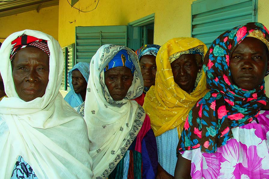 Group of Malian women