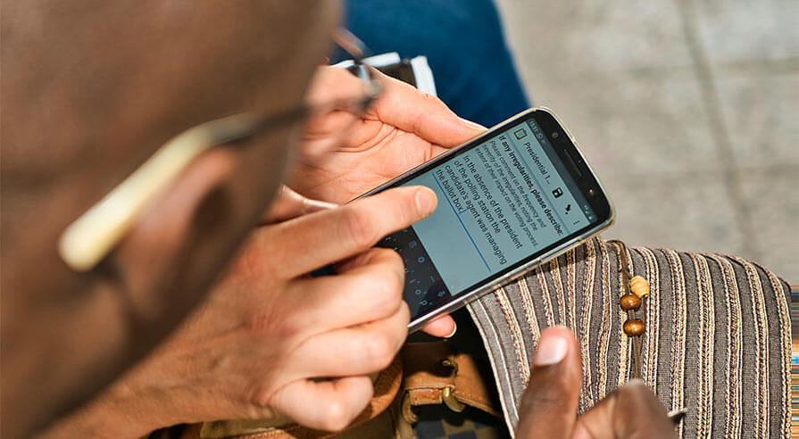 The observers recorded their findings using ELMO, a mobile data collection and reporting system developed by the Center that makes it possible for observers to immediately send reports to headquarters. 