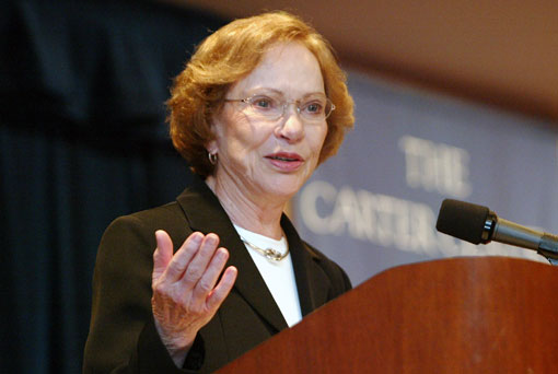 Photo of former First Lady and mental health advocate Rosalynn Carter addressing participants in the 2006 Rosalynn Carter Symposium on Mental Health Policy. 