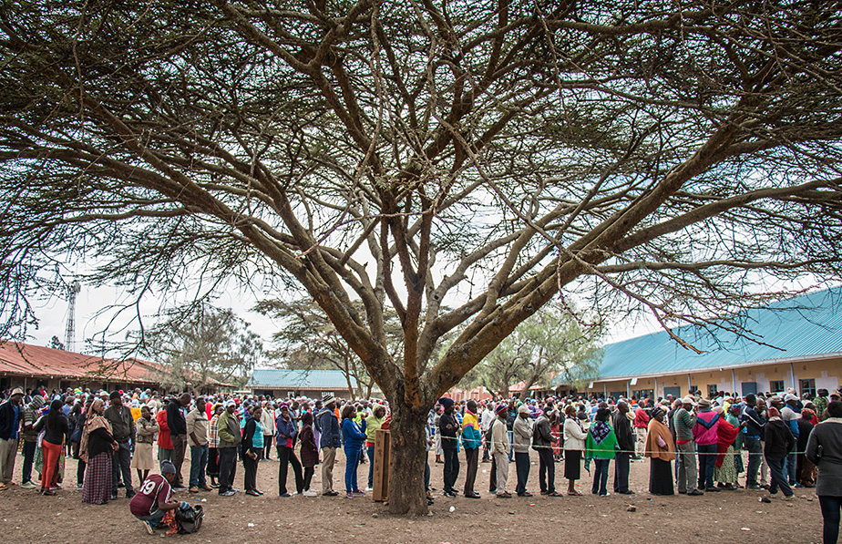  Voters stood for hours in long lines at a polling station in Ngong, on the outskirts of Nairobi, Kenya, on Aug. 8, 2017. The Carter Center deployed an international delegation to observe Kenya's contentious elections. (Photo: The Carter Center)